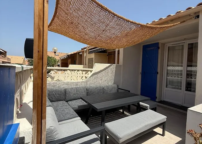 La Maison De A Port *